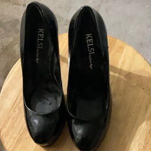 Brand new Kelsey shoes
